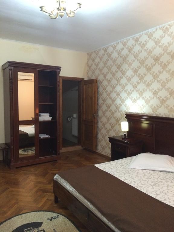 Hotel Pensiunea Diana à Făgăraş Extérieur photo